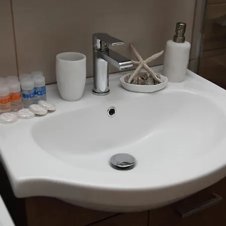 Ariadnis Apartment *